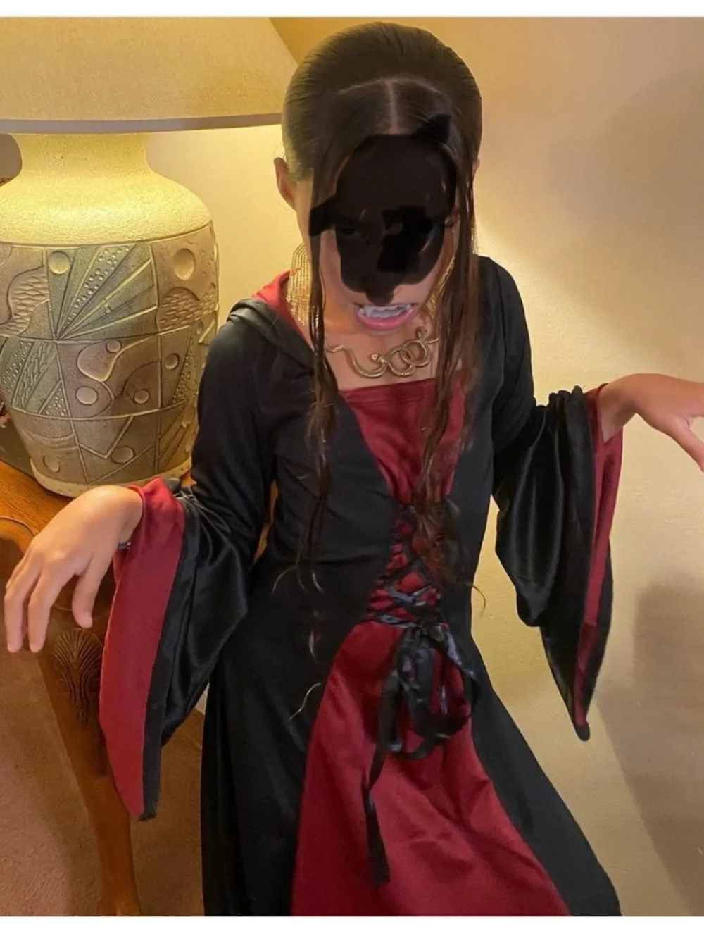 Med kids Spirit Black and Red Halloween Costume Hood - Picture 8 of 9